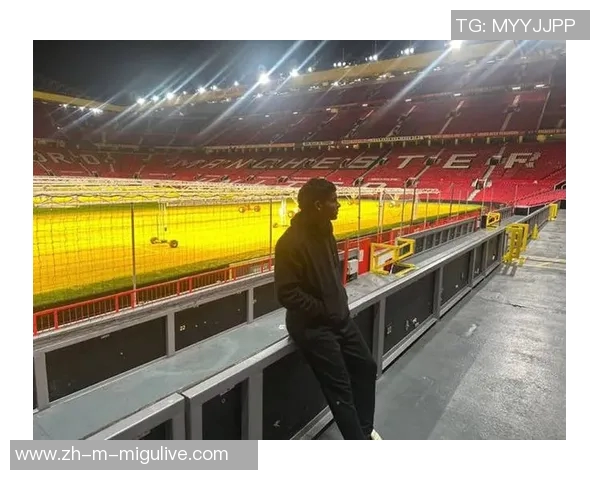 曼联700万新援直飞英格兰誓言季前赛大展拳脚不愿租借锻炼